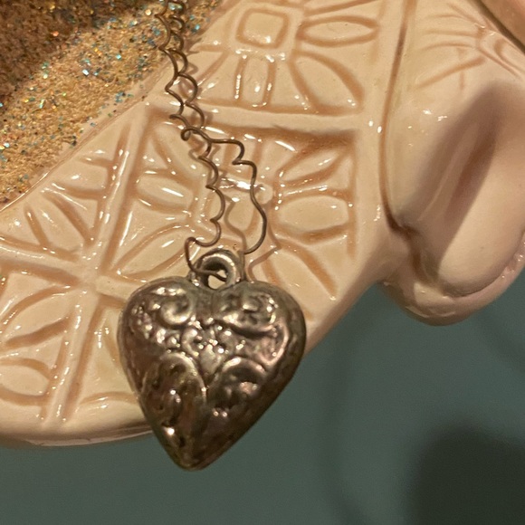 Carol Jones Collection Angel wall hanging “May All Hearts Be Filled With Love” - Picture 6 of 7